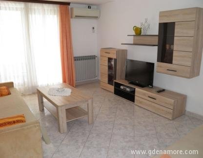 Carolina A / 4 + 1, private accommodation in city Poreč, Croatia - Carolina dnevni boravak